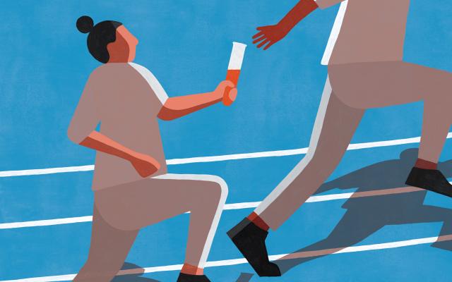 Mensen die rennen en stokje overgeven