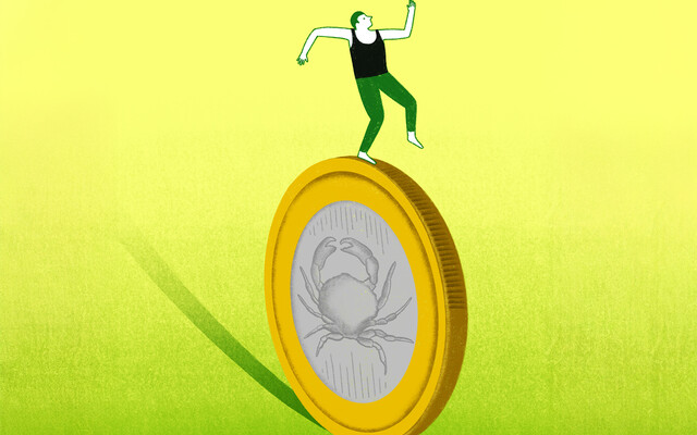 Illustratie van een poppetje wat balanceert op een rollend eurostuk. Op dit eurostuk staat de krab, het teken van kanker, afgebeeld.
