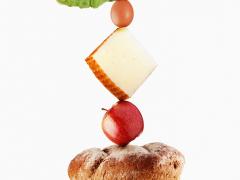 Eten op een prikker gestapeld