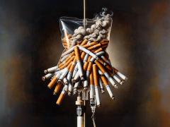 Foto: Shutterstock Infuus opgebouwd uit sigaretten