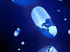 Illustratie van een wereld die rond, ovaal en plat is